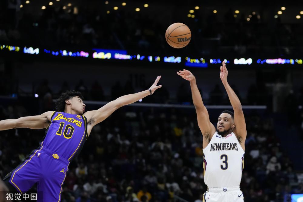 同时在进攻 同时在进攻